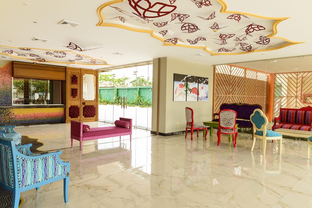 Np Hotel Y Suites グアヤキル エクステリア 写真
